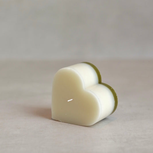 Olivewood & Bergamot Small Heart Candle