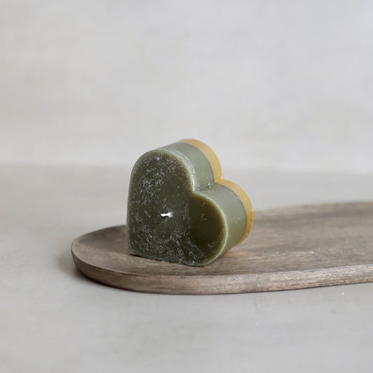 Nordic Spruce & Holly Small Heart Candle